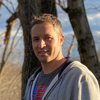 chris perruna twitter pic